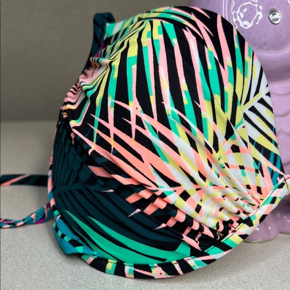 Tropical Print Underwire Bra - Picture 2 of 5